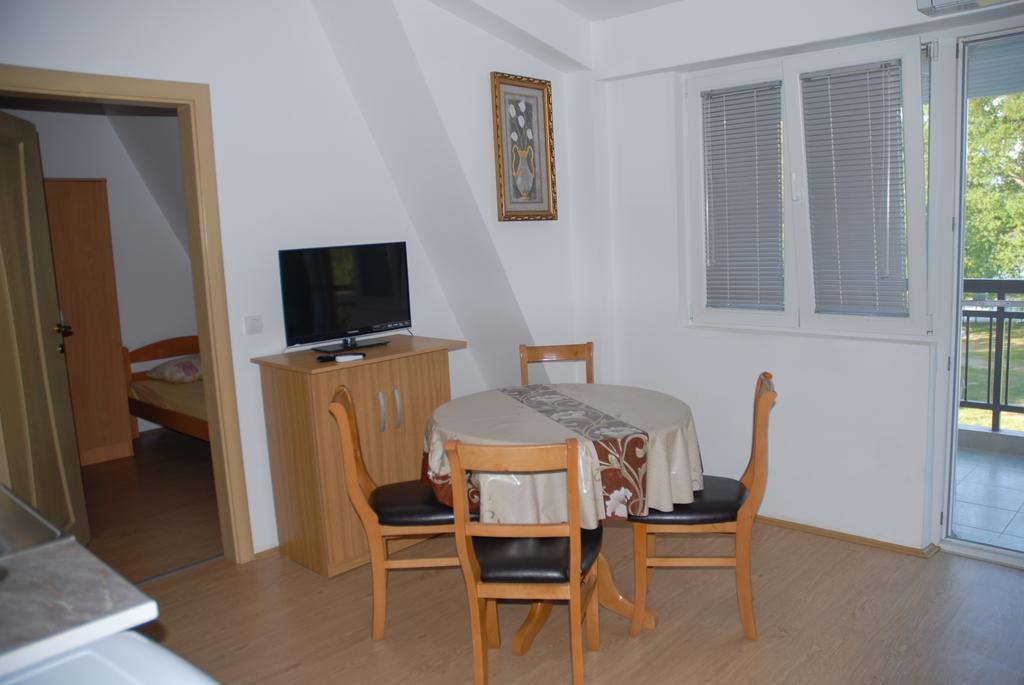 Apartments Villa Zora Dojran 客房 照片
